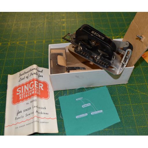 SINGER Black Buttonhole Attachment