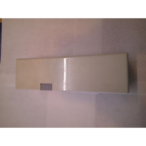 Accs Box Pic 2 - Closed Box.jpg