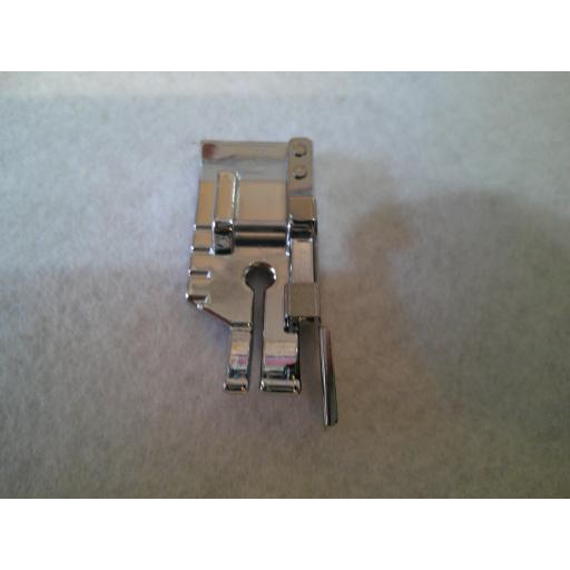 Juki 1/4” Foot with Guide